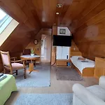 Karthaeuser In Appartamento *